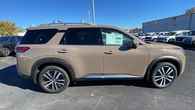 new 2024 Nissan Pathfinder car, priced at $48,304