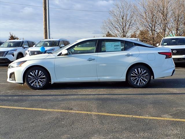 new 2025 Nissan Altima car, priced at $27,399