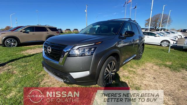 new 2024 Nissan Pathfinder car, priced at $46,455