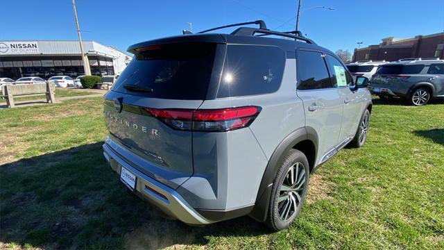 new 2024 Nissan Pathfinder car, priced at $48,714