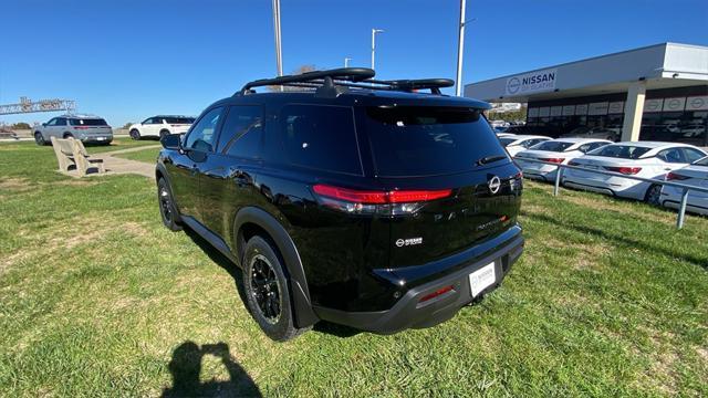 new 2024 Nissan Pathfinder car, priced at $40,550