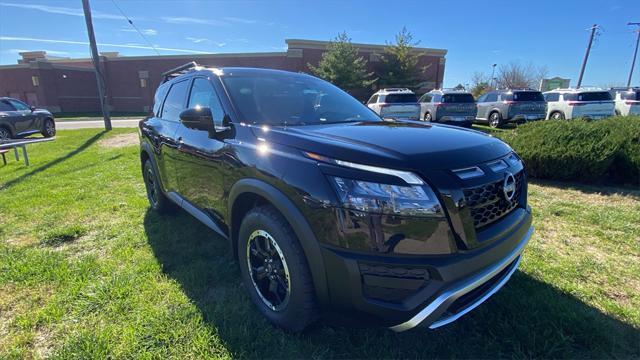 new 2024 Nissan Pathfinder car, priced at $40,550