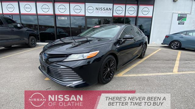 used 2020 Toyota Camry Hybrid car, priced at $24,899