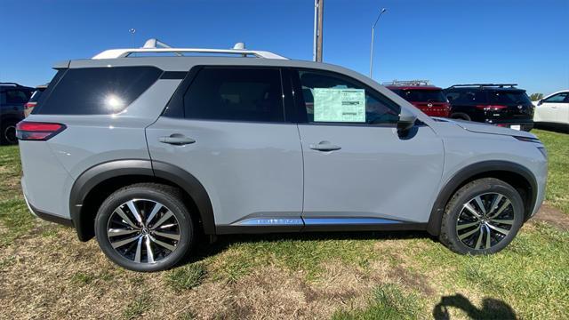 new 2024 Nissan Pathfinder car, priced at $48,225