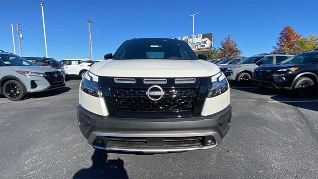 new 2024 Nissan Pathfinder car, priced at $41,344