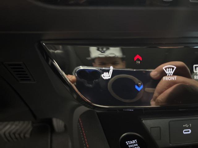 new 2025 Nissan Kicks car, priced at $31,797
