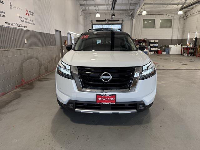 new 2025 Nissan Pathfinder car, priced at $51,960