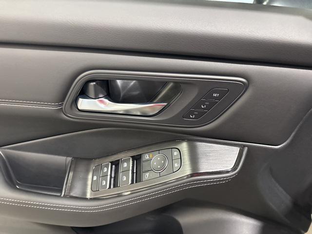 new 2025 Nissan Rogue car, priced at $40,076