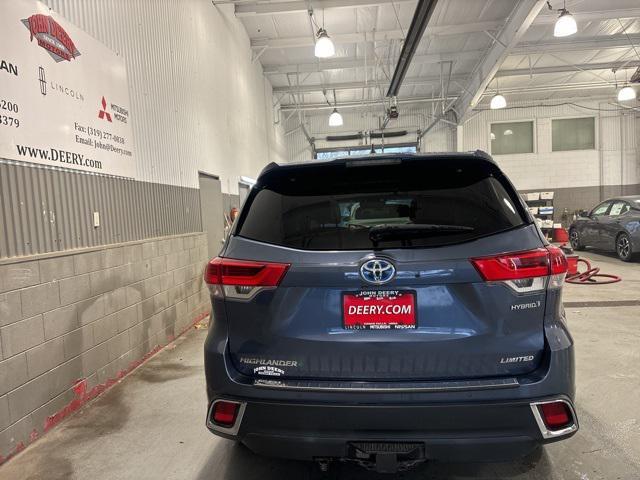 used 2018 Toyota Highlander Hybrid car, priced at $25,900