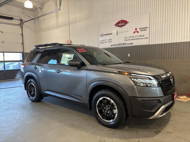 new 2025 Nissan Pathfinder car, priced at $45,650