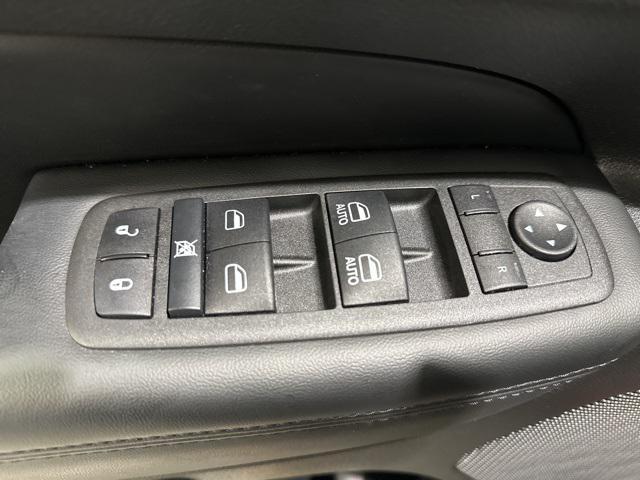 used 2022 Jeep Grand Cherokee car, priced at $30,995