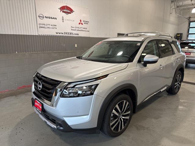 new 2025 Nissan Pathfinder car, priced at $51,454