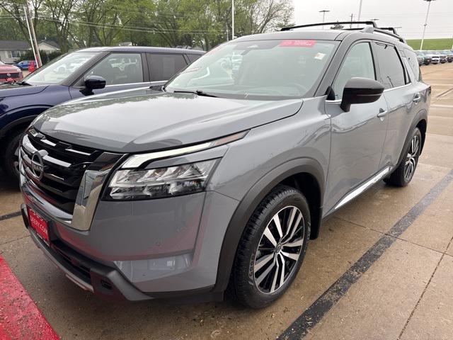 used 2024 Nissan Pathfinder car, priced at $45,995