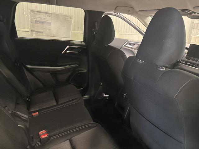 new 2025 Mitsubishi Outlander car, priced at $32,383