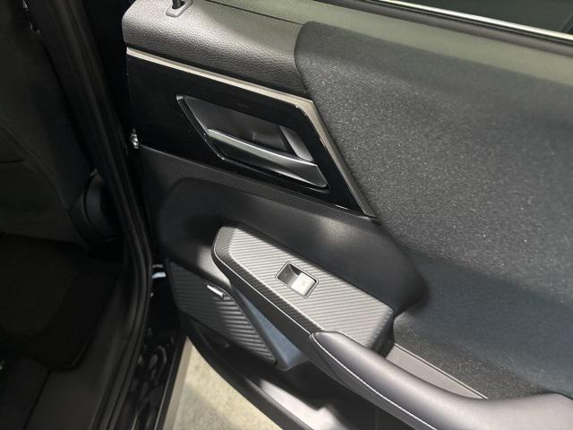 new 2025 Mitsubishi Outlander car, priced at $32,383