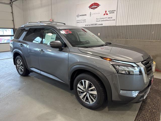 new 2025 Nissan Pathfinder car, priced at $44,502