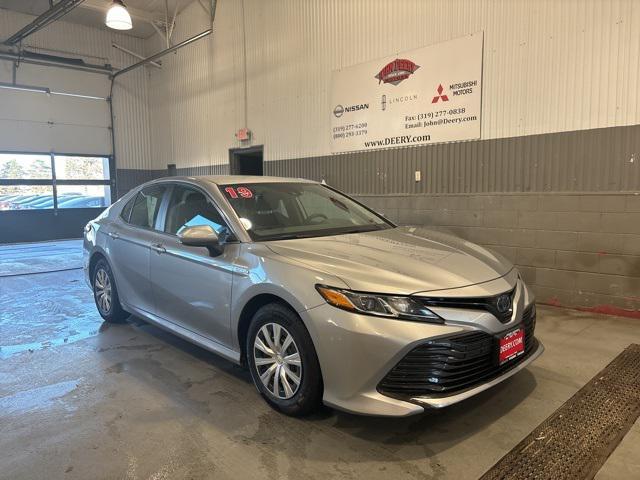 used 2019 Toyota Camry Hybrid car, priced at $23,500