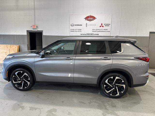 used 2022 Mitsubishi Outlander car, priced at $24,995