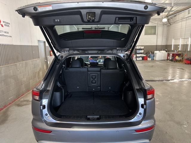 used 2022 Mitsubishi Outlander car, priced at $24,995