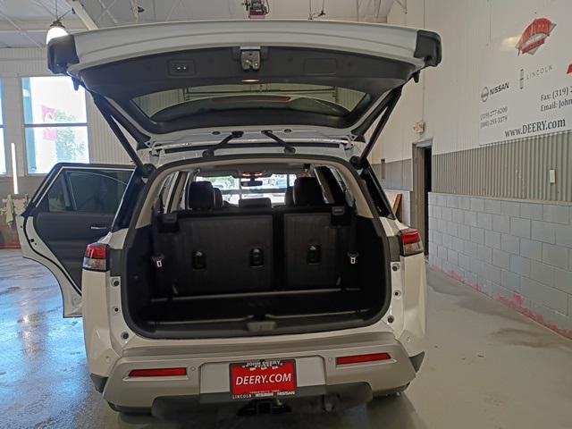 new 2025 Nissan Pathfinder car, priced at $51,809