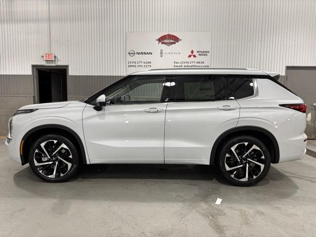 new 2024 Mitsubishi Outlander car, priced at $37,704