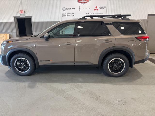 new 2025 Nissan Pathfinder car, priced at $45,084