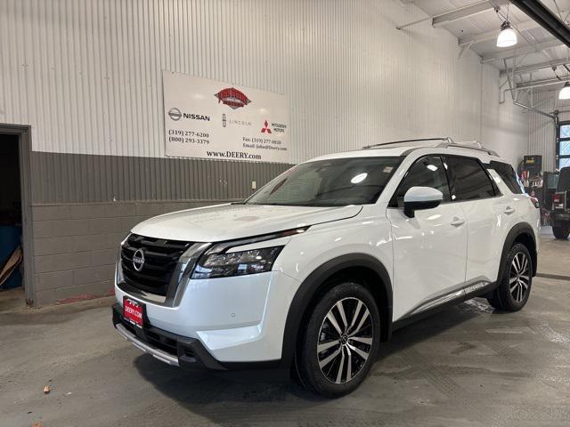 new 2025 Nissan Pathfinder car, priced at $54,940