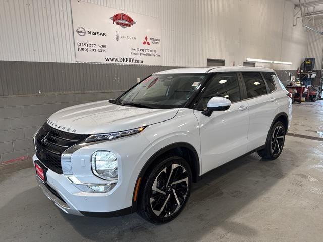used 2023 Mitsubishi Outlander car, priced at $28,661