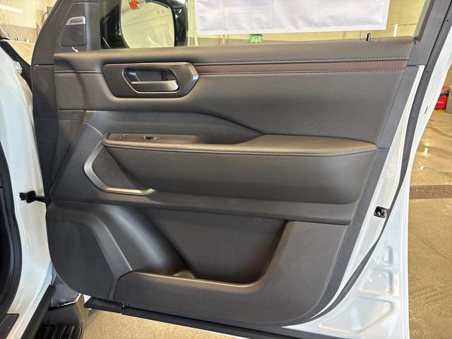 new 2026 Nissan Armada car, priced at $78,470