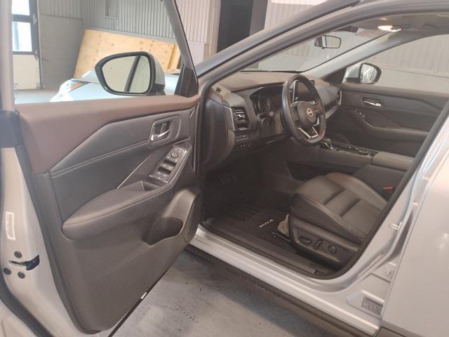 used 2023 Nissan Rogue car, priced at $25,844