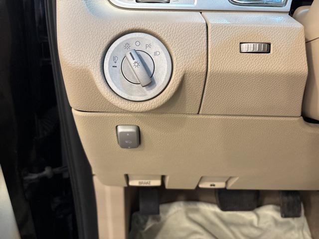 used 2010 Lincoln Navigator car, priced at $3,995
