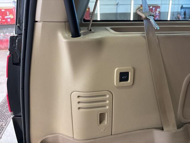 used 2010 Lincoln Navigator car, priced at $3,995