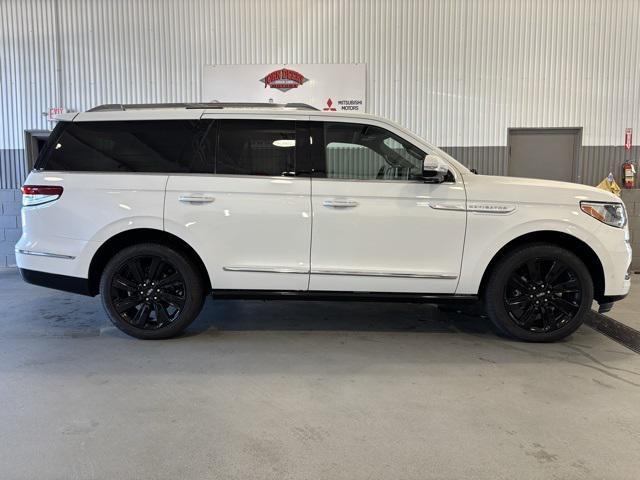 new 2024 Lincoln Navigator car, priced at $103,270