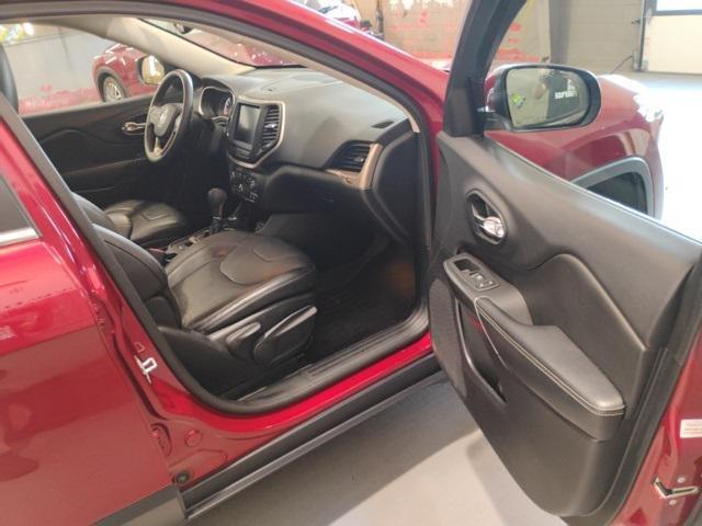 used 2014 Jeep Cherokee car, priced at $6,995