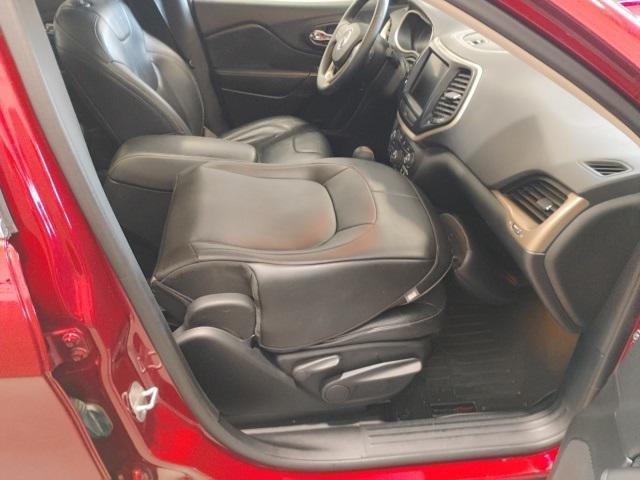 used 2014 Jeep Cherokee car, priced at $6,995