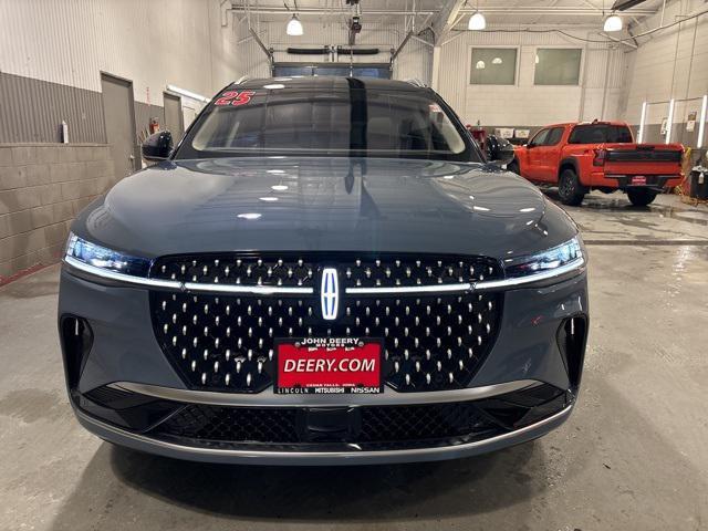 new 2025 Lincoln Nautilus car, priced at $66,205