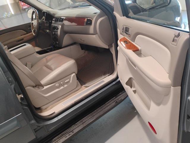 used 2008 GMC Yukon car, priced at $6,995