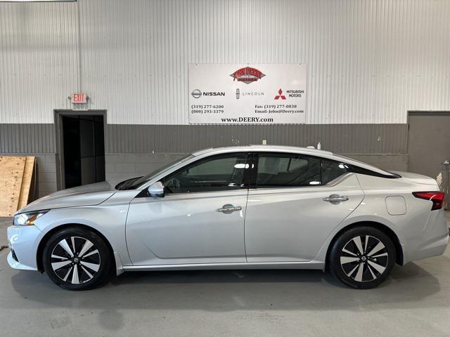 used 2022 Nissan Altima car, priced at $25,995