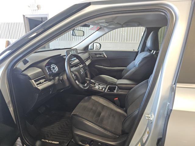 used 2022 Mitsubishi Outlander car, priced at $21,995