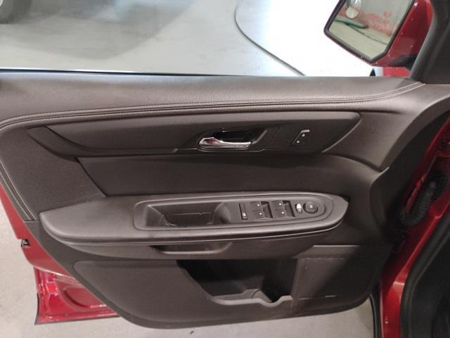 used 2014 Chevrolet Traverse car, priced at $11,325