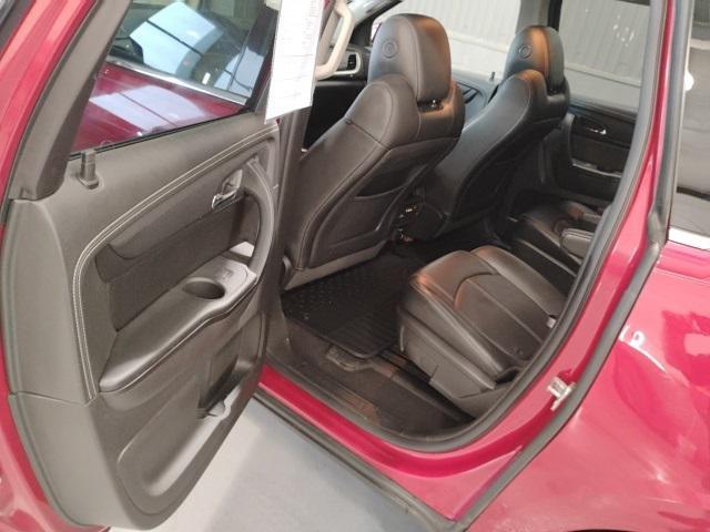 used 2014 Chevrolet Traverse car, priced at $11,325