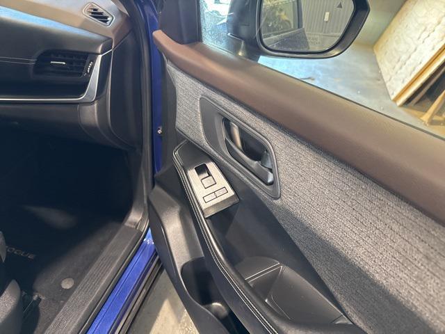 used 2021 Nissan Rogue car, priced at $19,999