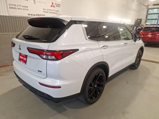 new 2024 Mitsubishi Outlander car, priced at $34,967