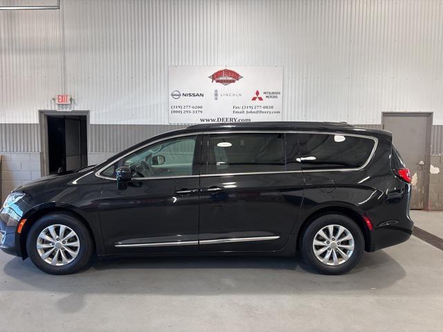 used 2017 Chrysler Pacifica car, priced at $12,500