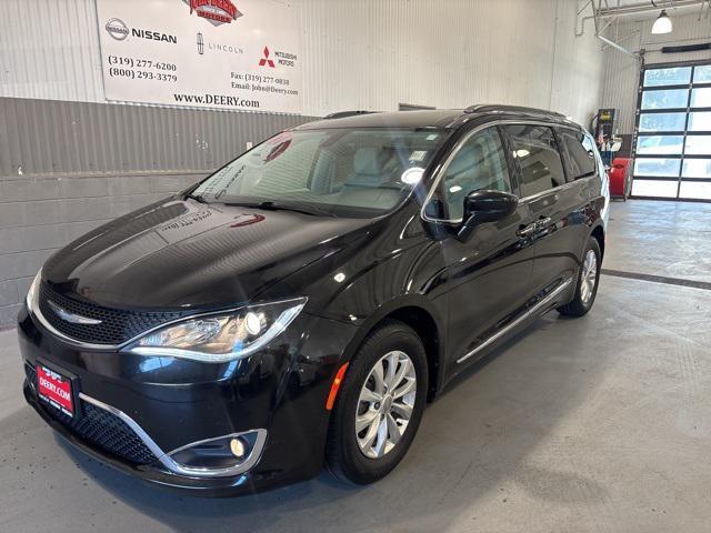 used 2017 Chrysler Pacifica car, priced at $12,500