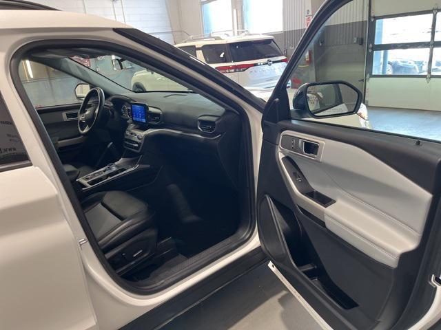 used 2022 Ford Explorer car, priced at $29,995