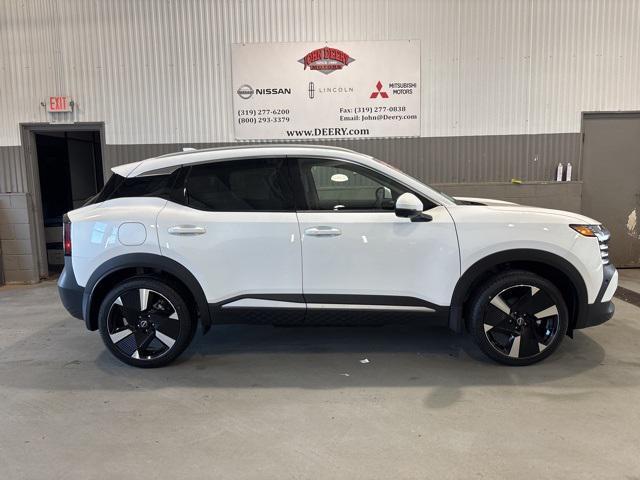 new 2025 Nissan Kicks car, priced at $30,984