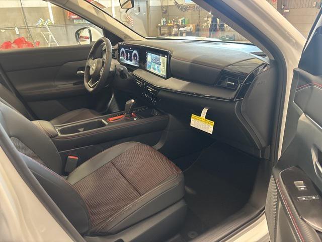new 2025 Nissan Kicks car, priced at $30,984