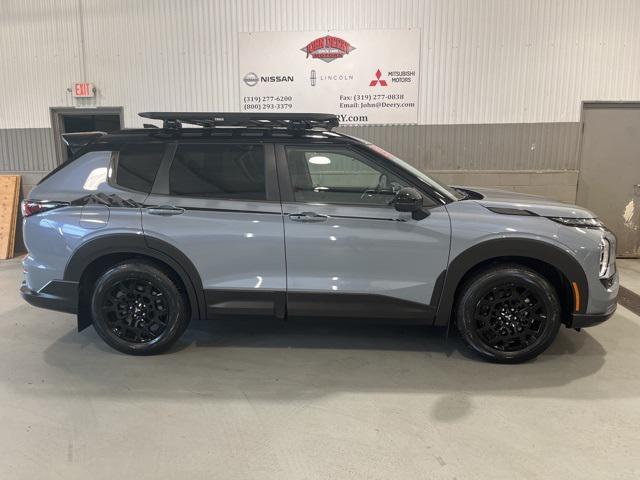 new 2025 Mitsubishi Outlander car, priced at $41,124