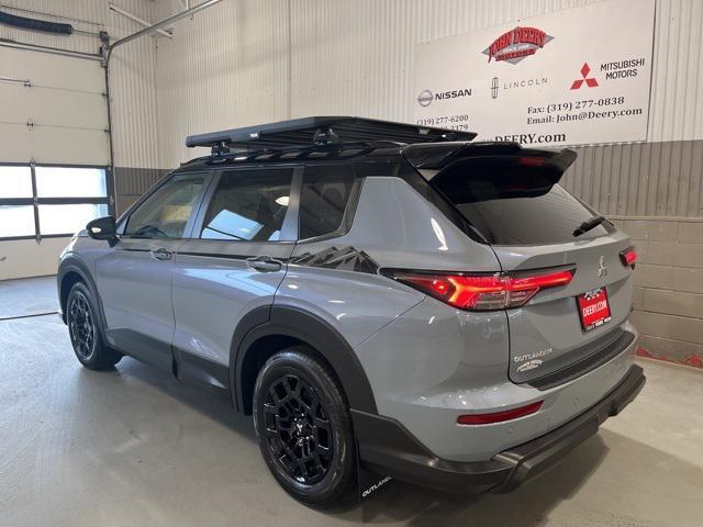 new 2025 Mitsubishi Outlander car, priced at $41,124